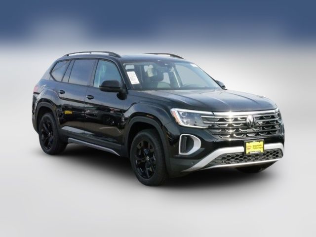 2024 Volkswagen Atlas 2.0T Peak Edition SEL