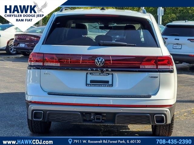 2024 Volkswagen Atlas 2.0T Peak Edition SEL