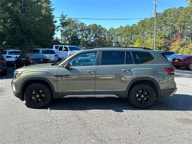 2024 Volkswagen Atlas 2.0T Peak Edition SEL