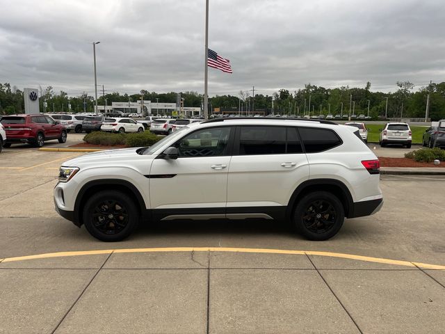 2024 Volkswagen Atlas 2.0T Peak Edition SEL