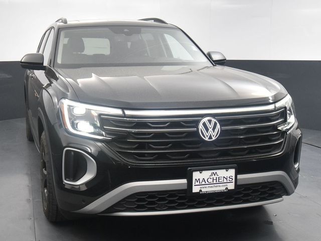 2024 Volkswagen Atlas 2.0T Peak Edition SEL