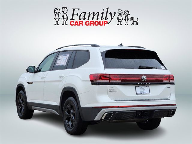 2024 Volkswagen Atlas 2.0T Peak Edition SEL