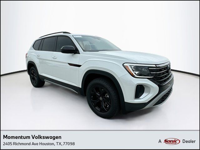 2024 Volkswagen Atlas 2.0T Peak Edition SEL