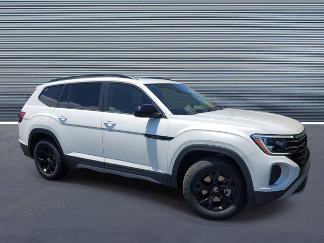 2024 Volkswagen Atlas 2.0T Peak Edition SEL