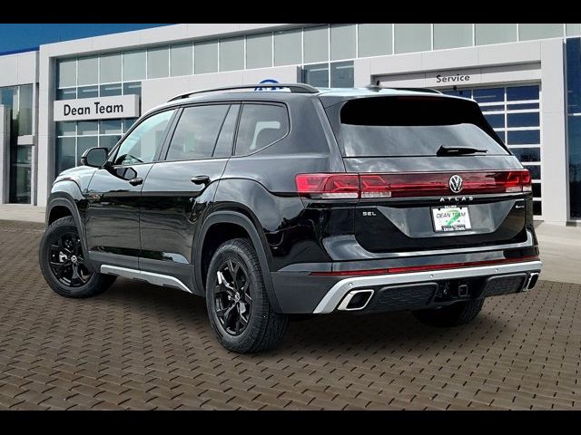 2024 Volkswagen Atlas 2.0T Peak Edition SEL