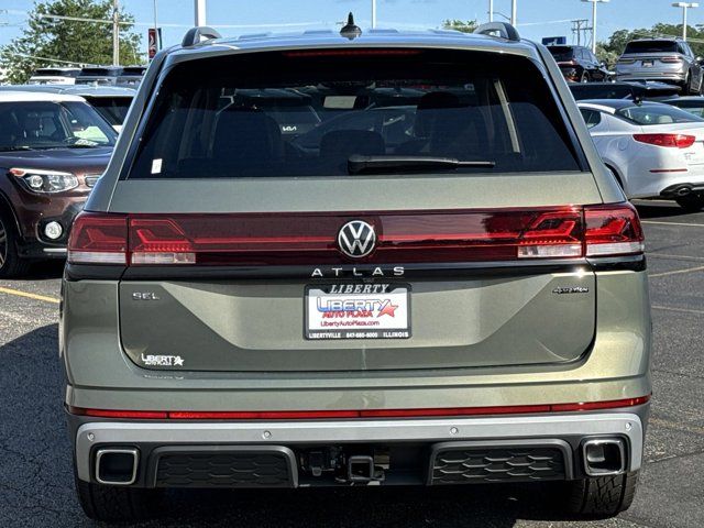 2024 Volkswagen Atlas 2.0T Peak Edition SEL