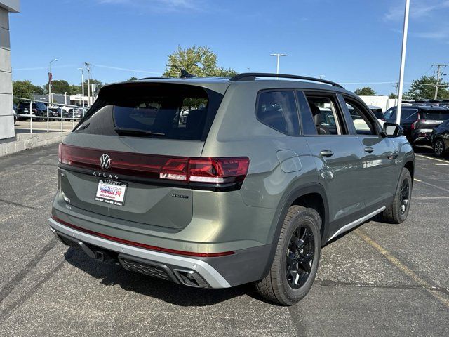 2024 Volkswagen Atlas 2.0T Peak Edition SEL