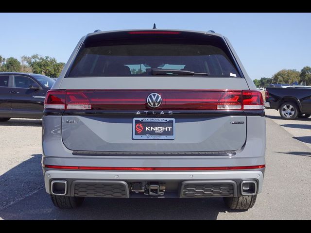 2024 Volkswagen Atlas 2.0T Peak Edition SEL