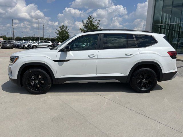 2024 Volkswagen Atlas 2.0T Peak Edition SEL