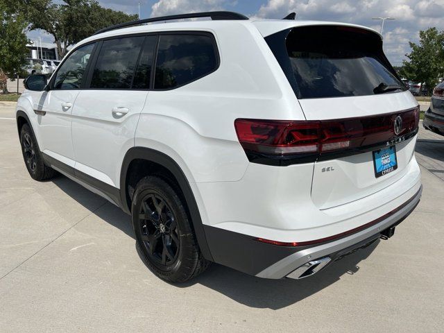 2024 Volkswagen Atlas 2.0T Peak Edition SEL