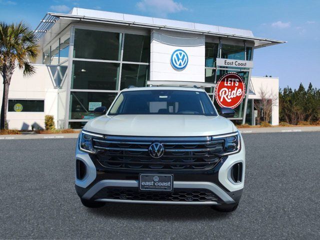 2024 Volkswagen Atlas 2.0T Peak Edition SEL