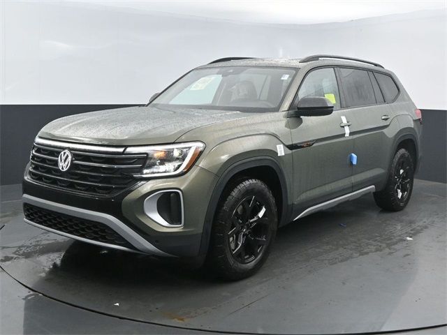 2024 Volkswagen Atlas 2.0T Peak Edition SEL