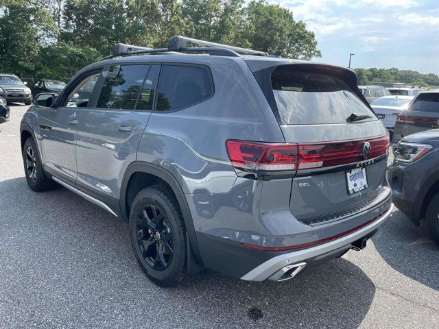 2024 Volkswagen Atlas 2.0T Peak Edition SEL