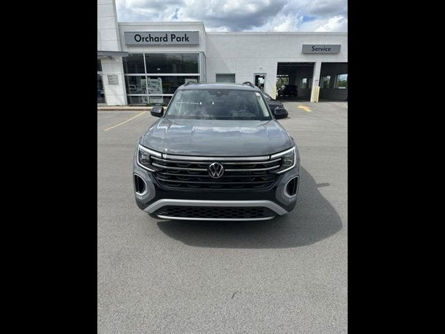 2024 Volkswagen Atlas 2.0T Peak Edition SEL