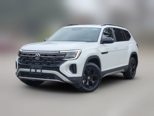 2024 Volkswagen Atlas 2.0T Peak Edition SEL