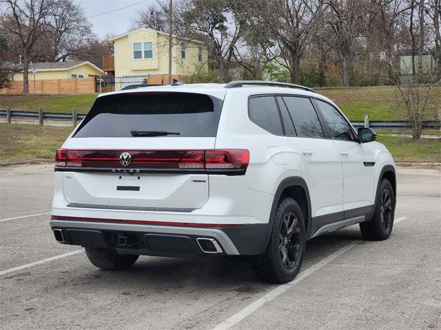 2024 Volkswagen Atlas 2.0T Peak Edition SEL