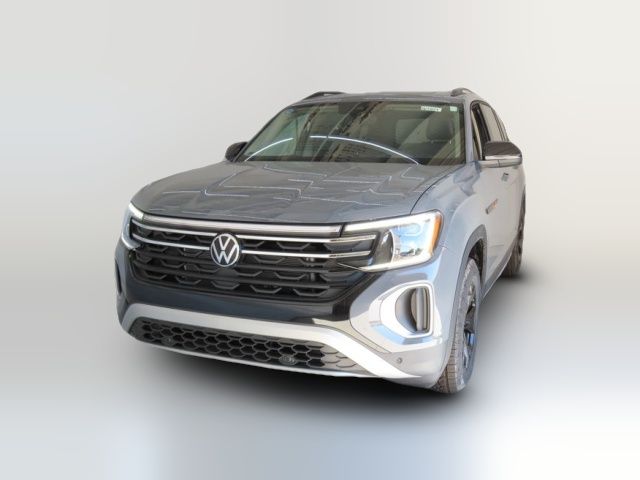 2024 Volkswagen Atlas 2.0T Peak Edition SEL