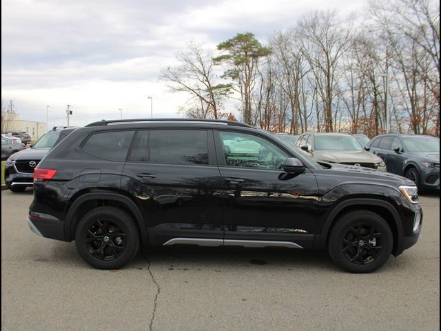 2024 Volkswagen Atlas 2.0T Peak Edition SEL