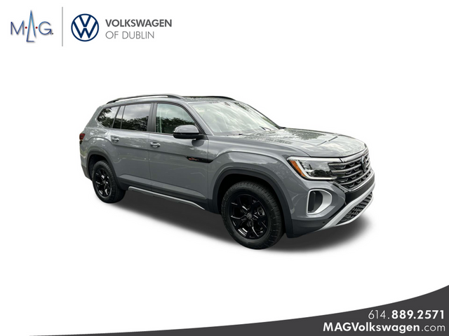 2024 Volkswagen Atlas 2.0T Peak Edition SEL