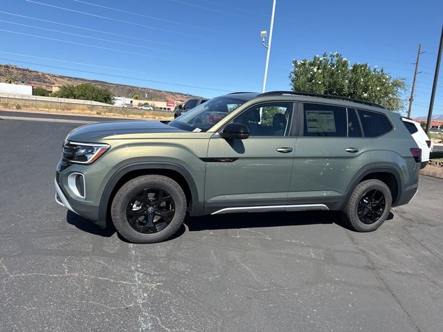 2024 Volkswagen Atlas 2.0T Peak Edition SEL