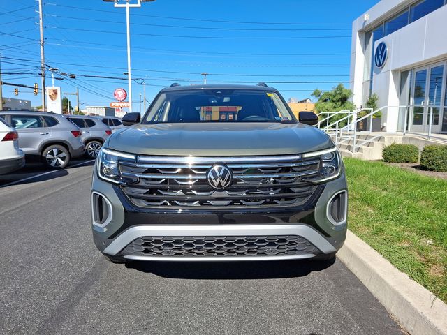 2024 Volkswagen Atlas 2.0T Peak Edition SEL