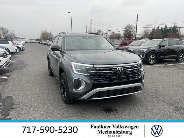 2024 Volkswagen Atlas 2.0T Peak Edition SEL