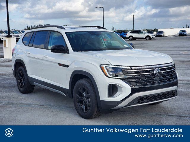 2024 Volkswagen Atlas 2.0T Peak Edition SEL