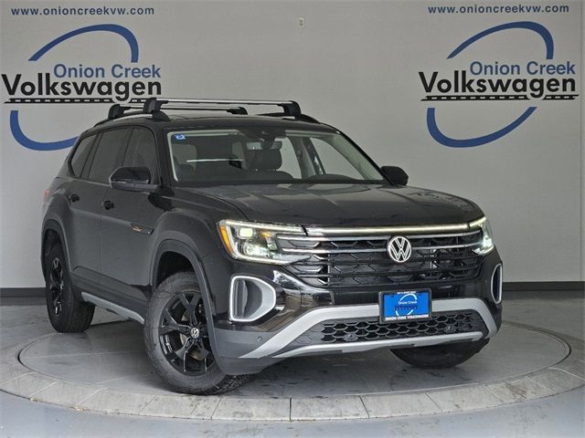 2024 Volkswagen Atlas 2.0T Peak Edition SEL