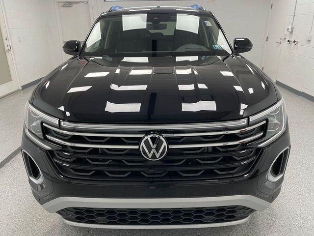 2024 Volkswagen Atlas 2.0T Peak Edition SEL