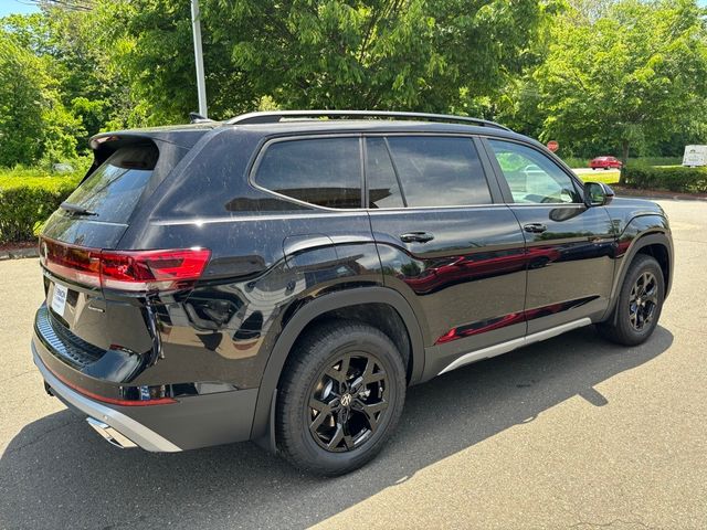 2024 Volkswagen Atlas 2.0T Peak Edition SEL