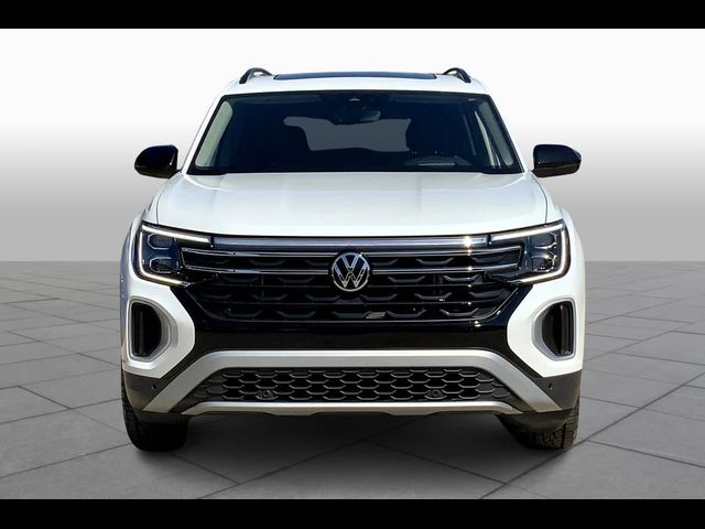 2024 Volkswagen Atlas 2.0T Peak Edition SEL