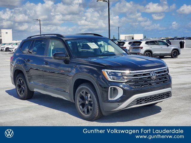 2024 Volkswagen Atlas 2.0T Peak Edition SEL