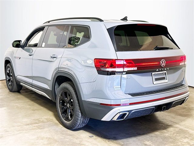 2024 Volkswagen Atlas 2.0T Peak Edition SEL