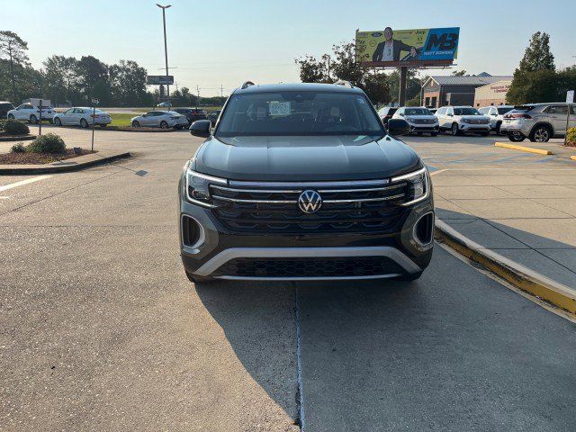 2024 Volkswagen Atlas 2.0T Peak Edition SEL