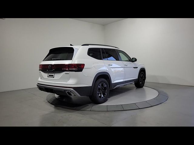 2024 Volkswagen Atlas 2.0T Peak Edition SEL