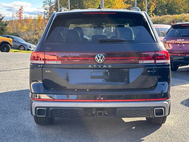 2024 Volkswagen Atlas 2.0T Peak Edition SEL