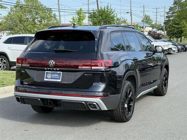2024 Volkswagen Atlas 2.0T Peak Edition SEL