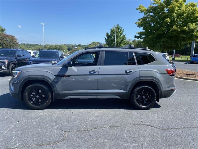 2024 Volkswagen Atlas 2.0T Peak Edition SEL