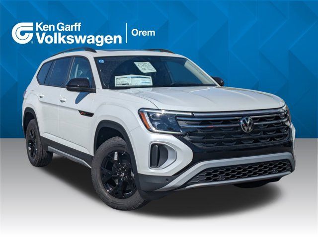 2024 Volkswagen Atlas 2.0T Peak Edition SEL