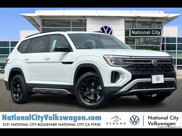 2024 Volkswagen Atlas 2.0T Peak Edition SE w/Technology