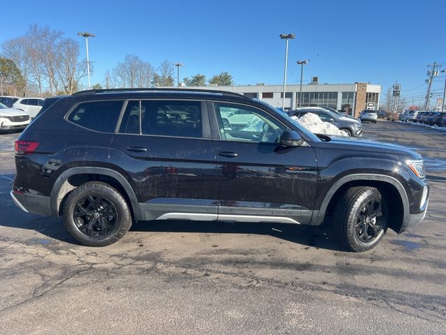 2024 Volkswagen Atlas 2.0T Peak Edition SE w/Technology