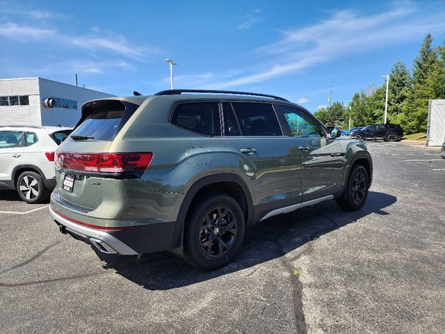 2024 Volkswagen Atlas 2.0T Peak Edition SE w/Technology