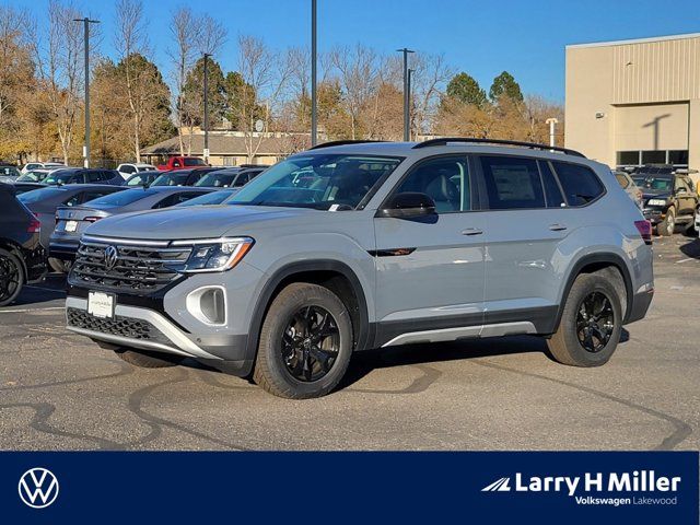 2024 Volkswagen Atlas 2.0T Peak Edition SE w/Technology