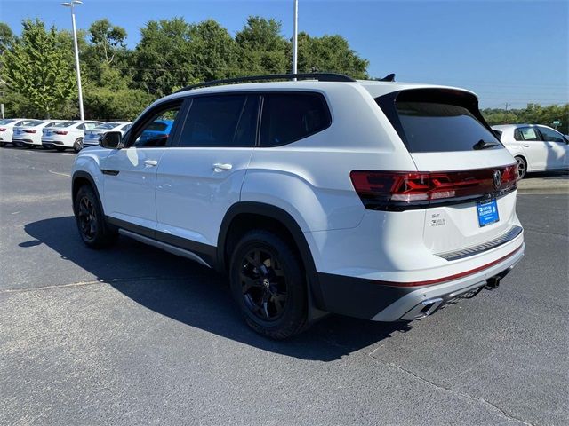 2024 Volkswagen Atlas 2.0T Peak Edition SE w/Technology