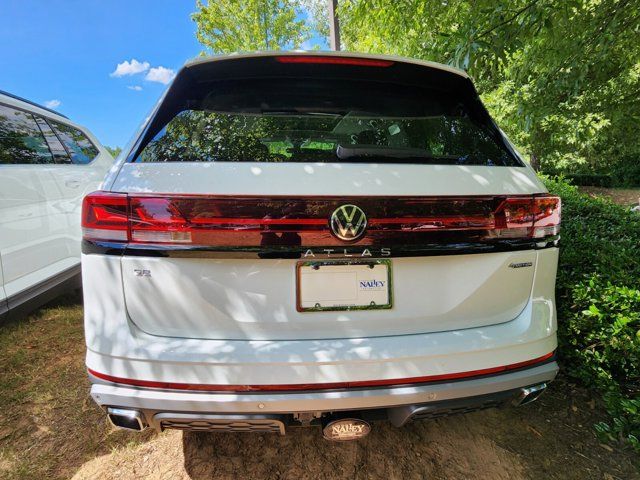 2024 Volkswagen Atlas 2.0T Peak Edition SE w/Technology