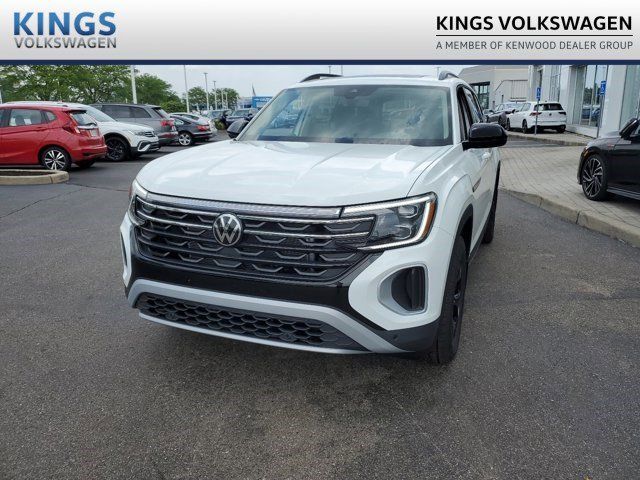 2024 Volkswagen Atlas 2.0T Peak Edition SE w/Technology