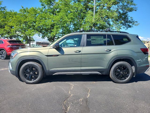 2024 Volkswagen Atlas 2.0T Peak Edition SE w/Technology