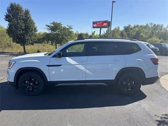 2024 Volkswagen Atlas 2.0T Peak Edition SE w/Technology