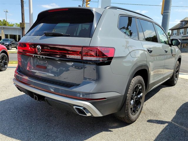 2024 Volkswagen Atlas 2.0T Peak Edition SE w/Technology