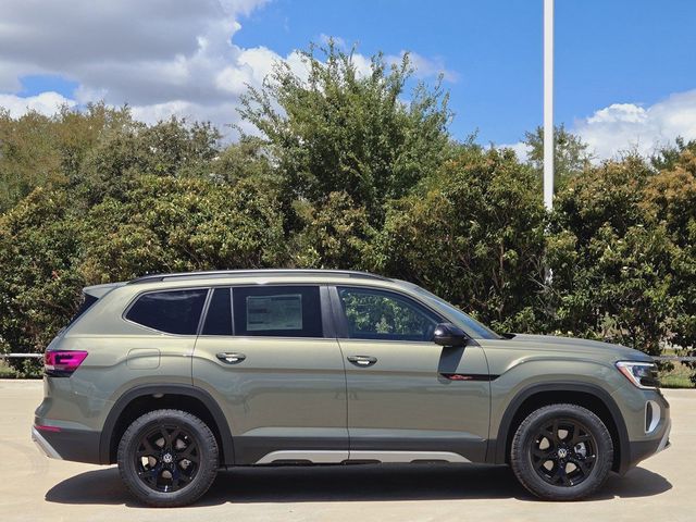 2024 Volkswagen Atlas 2.0T Peak Edition SE w/Technology